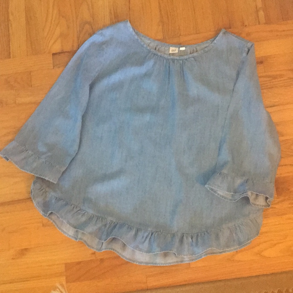 Gap light blue top with ruffles